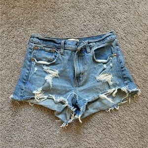 Abercrombie & Fitch The Mom Shorts Mid Rise